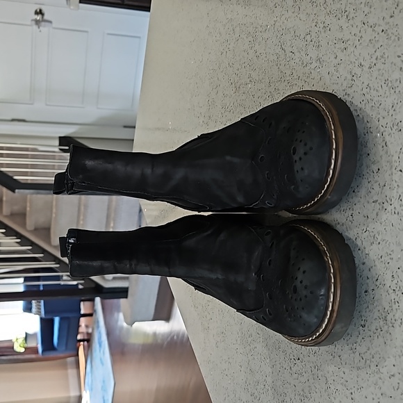 Suede Chelsea Boots - Picture 2 of 7